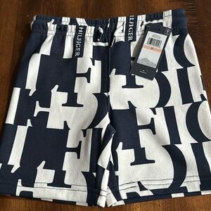 Toddlers - Tommy Hilfiger fleece shorts